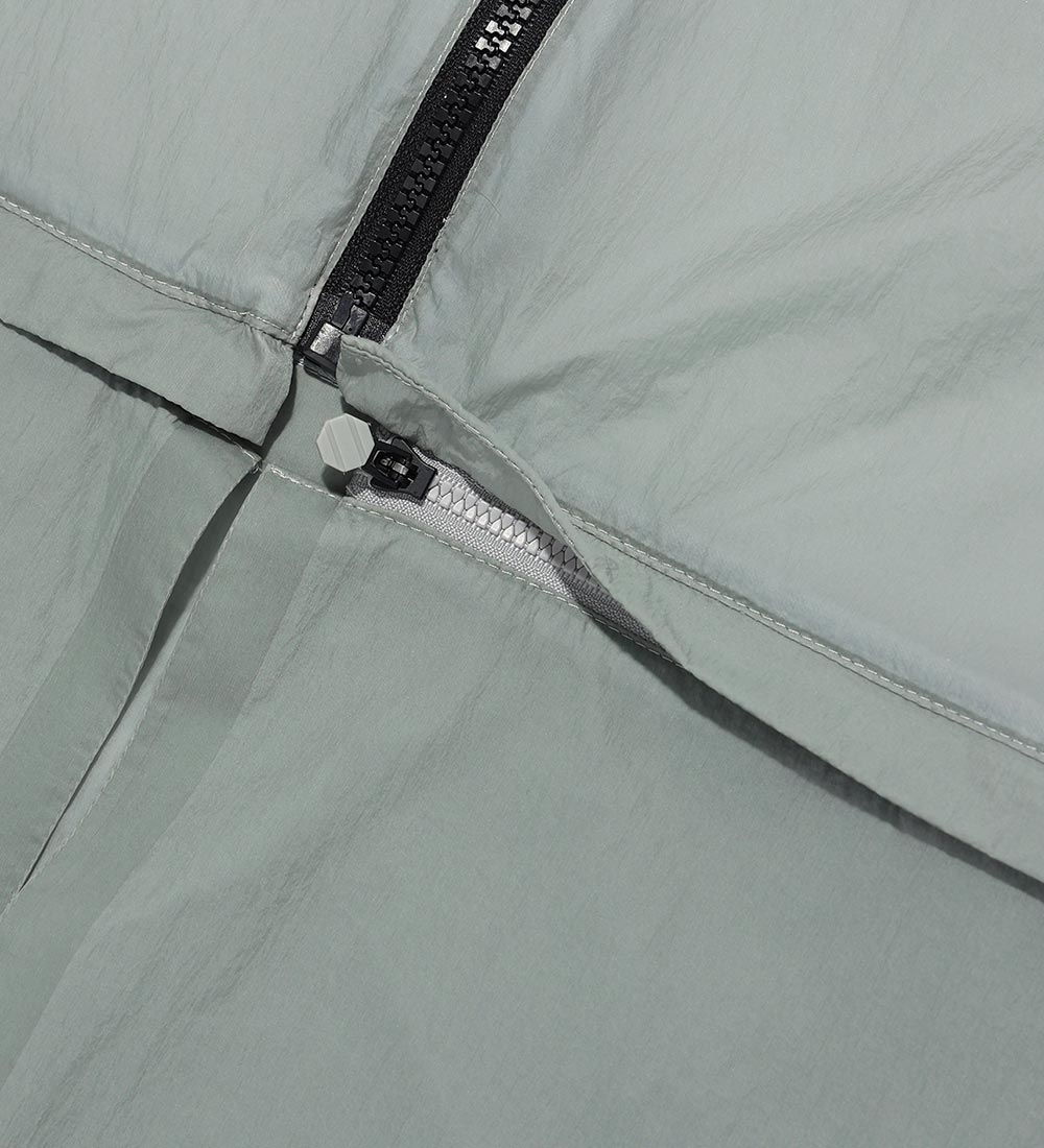 UFC UT Lightweight Convertible Jacket, Light Gray