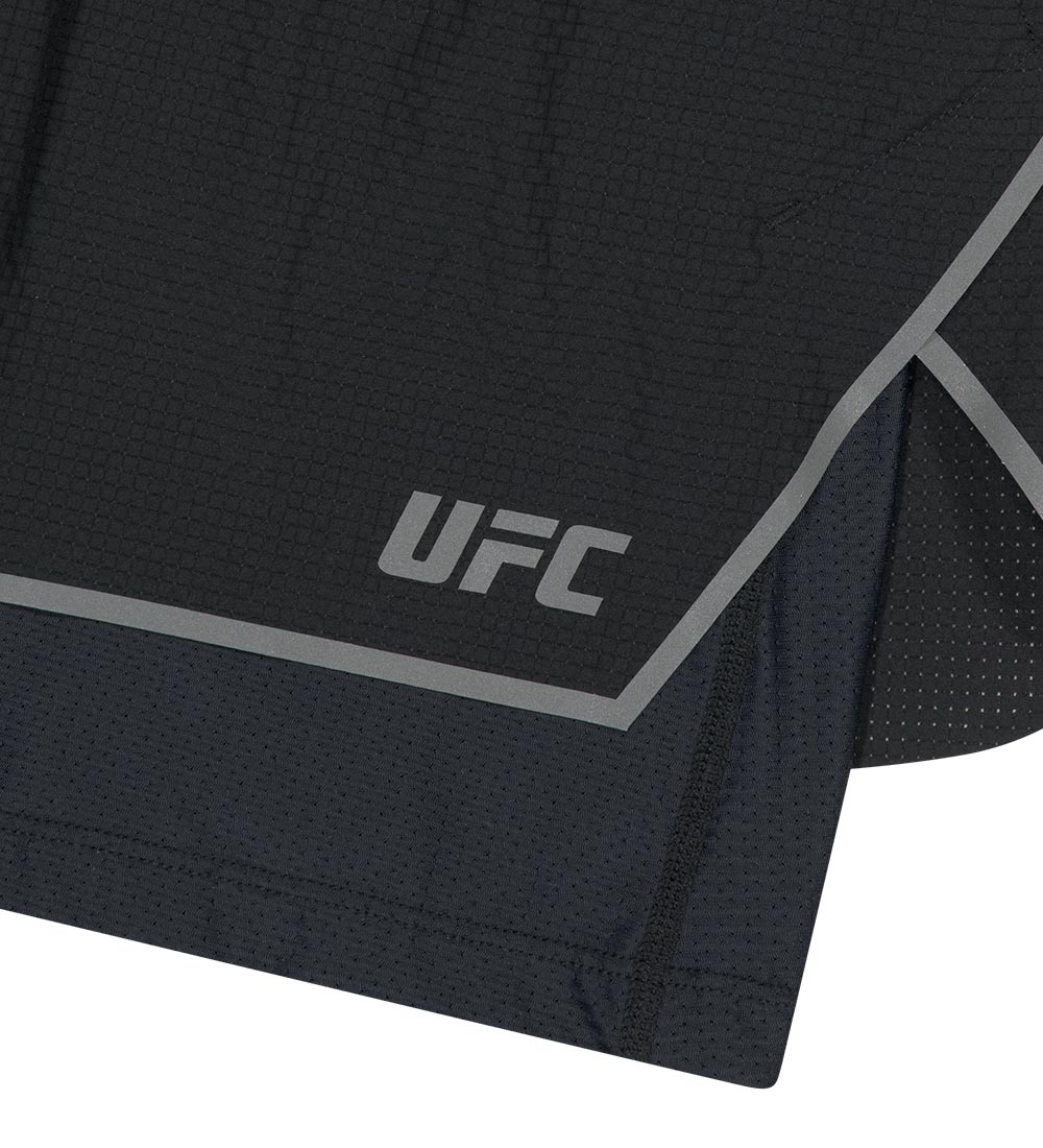 UFC Essential Mesh Relaxed-Fit Shorts, Black
