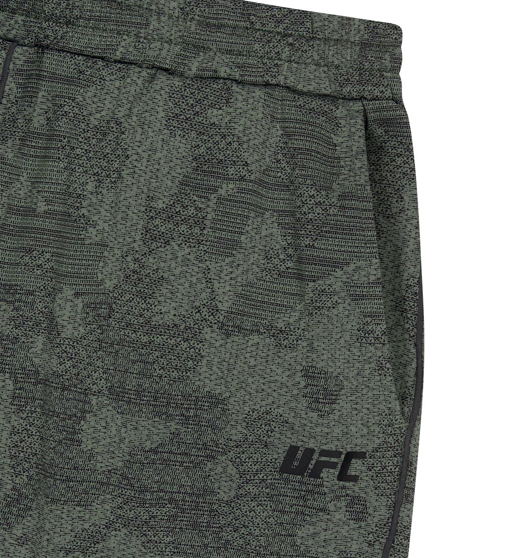 UFC Camouflage Loose-Fit Shorts, 7 inches, Khaki