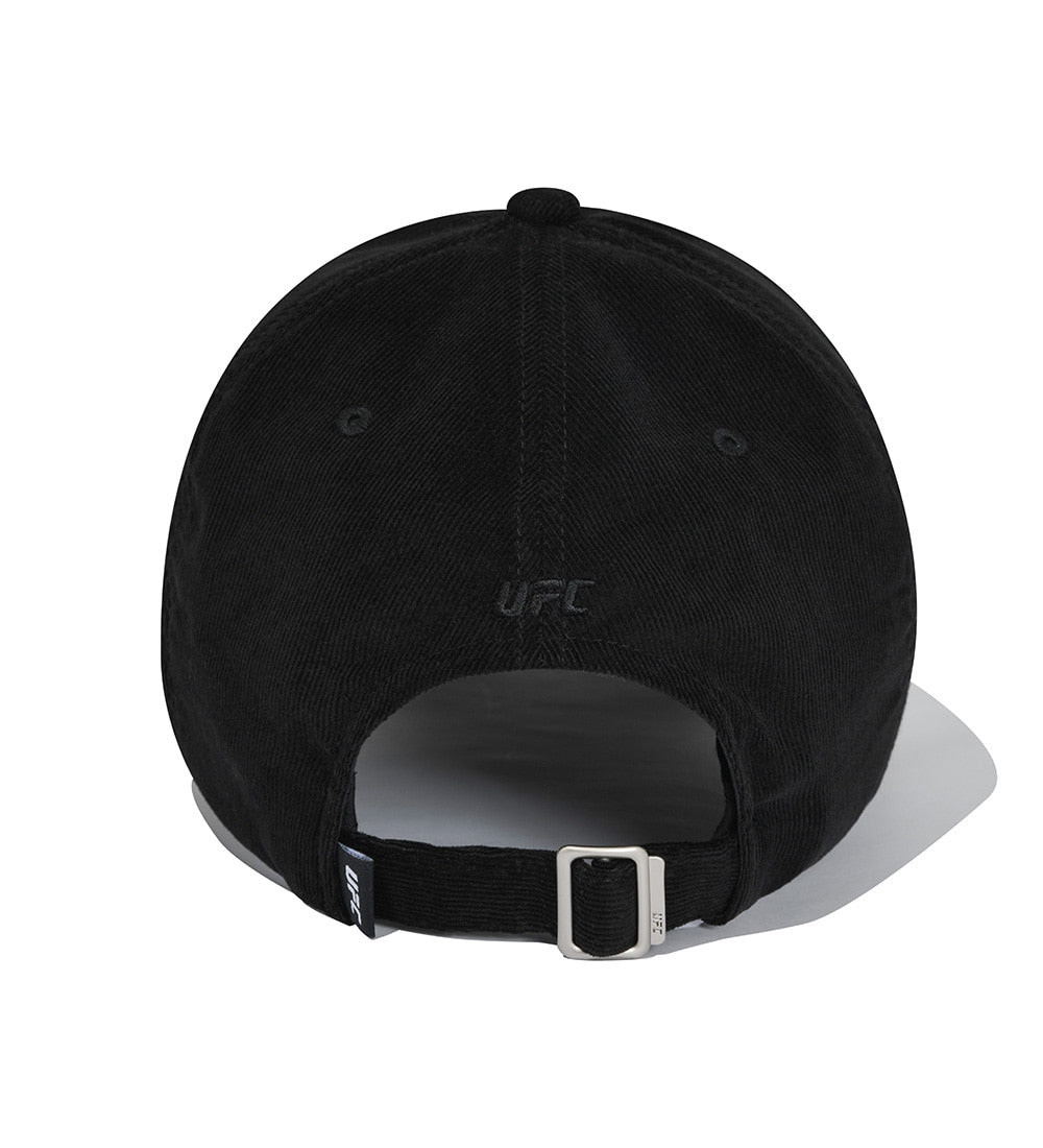 قبعة بيسبول من الكوردروي بشعار UFC، أسود