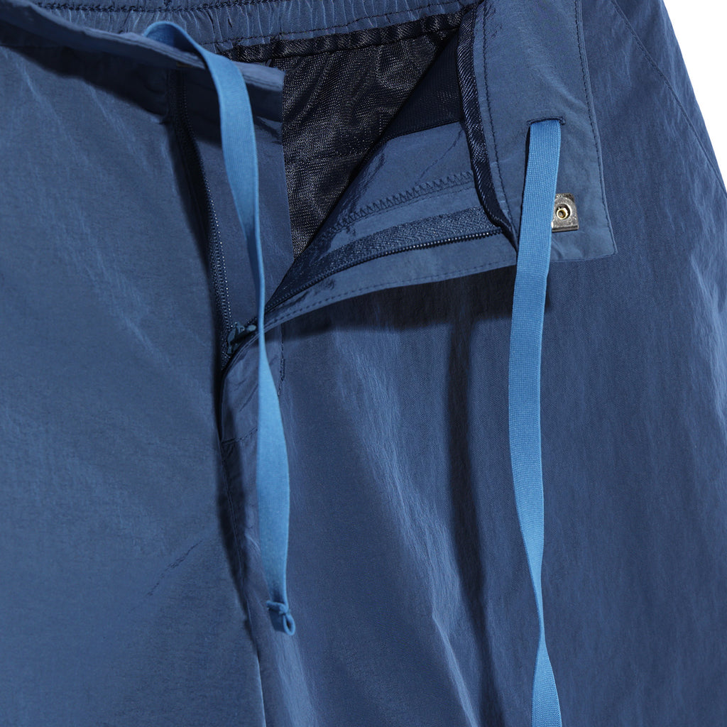 UFC UT Gloss Woven Shorts, Blue