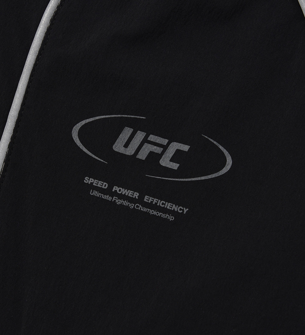 UFC Training Regular Fit Stretch Wind Jacket, Black