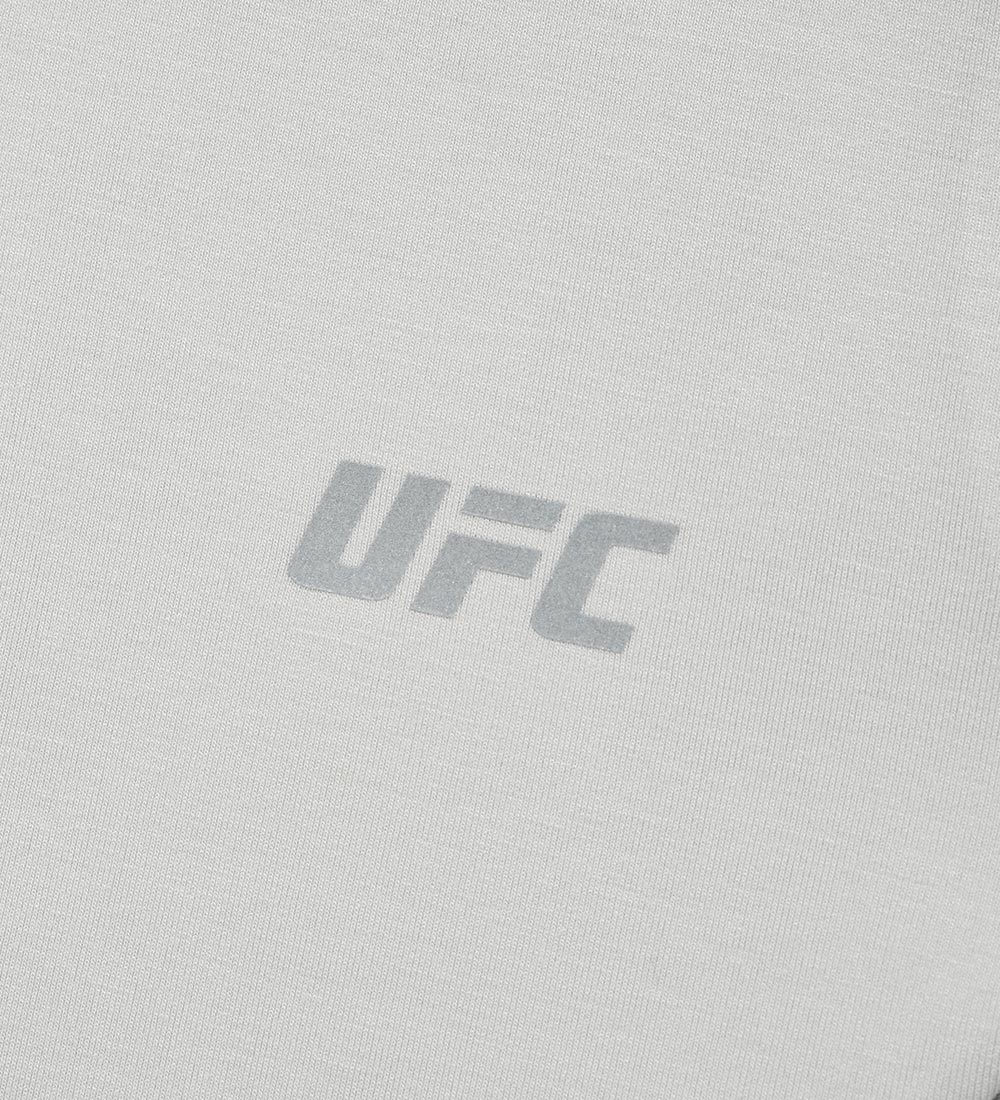 UFC Potent Slim-Fit Jacket, Light Gray