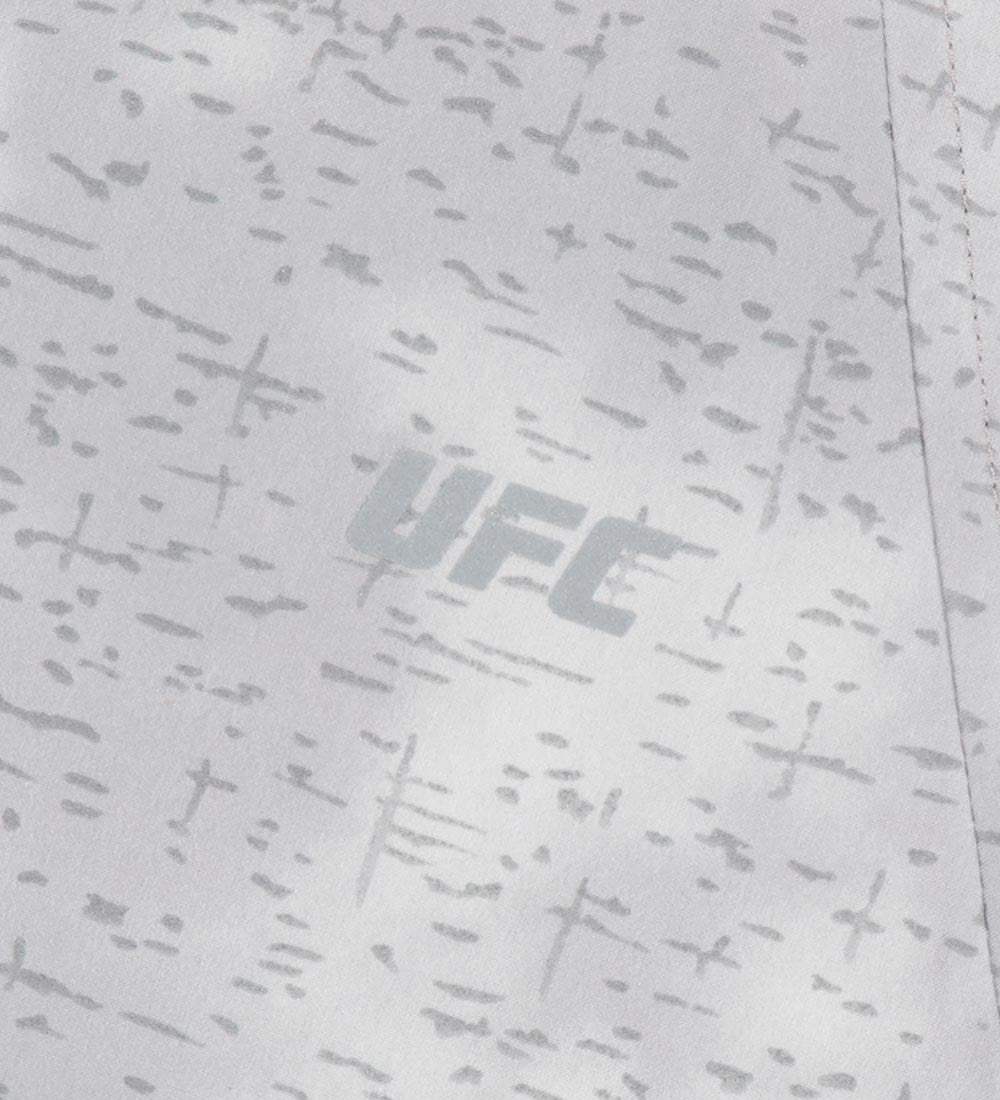 UFC Zero 100 Relax Fit Reflective Jacket (W) Gray