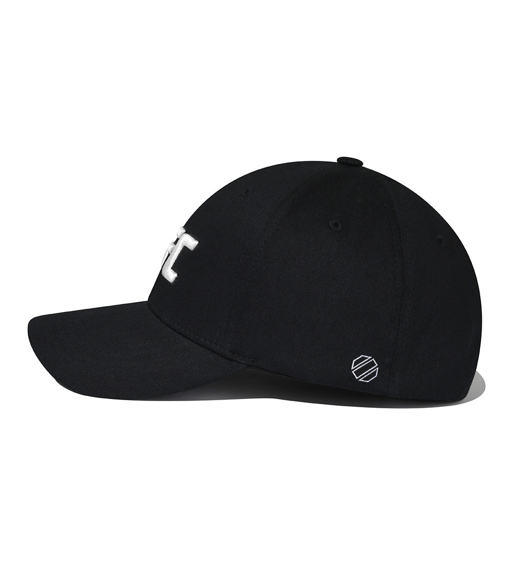 UFC Essential+ Flex Fit Baseball Cap, Black