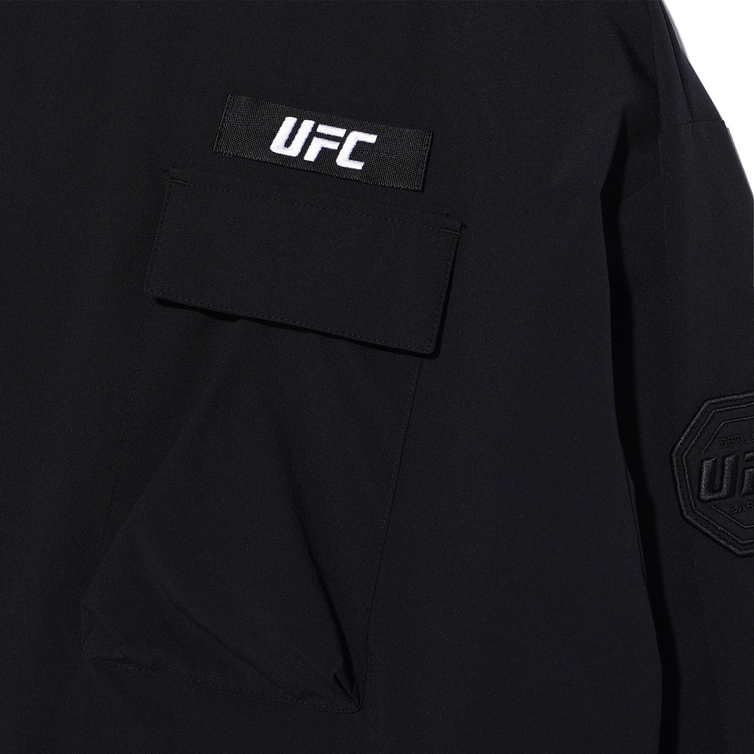 سويت شيرت UFC UT منسوج بجيب، أسود