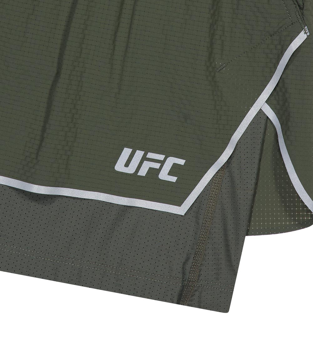 UFC Essentials Mesh Relaxed-Fit Shorts, Dark Khaki