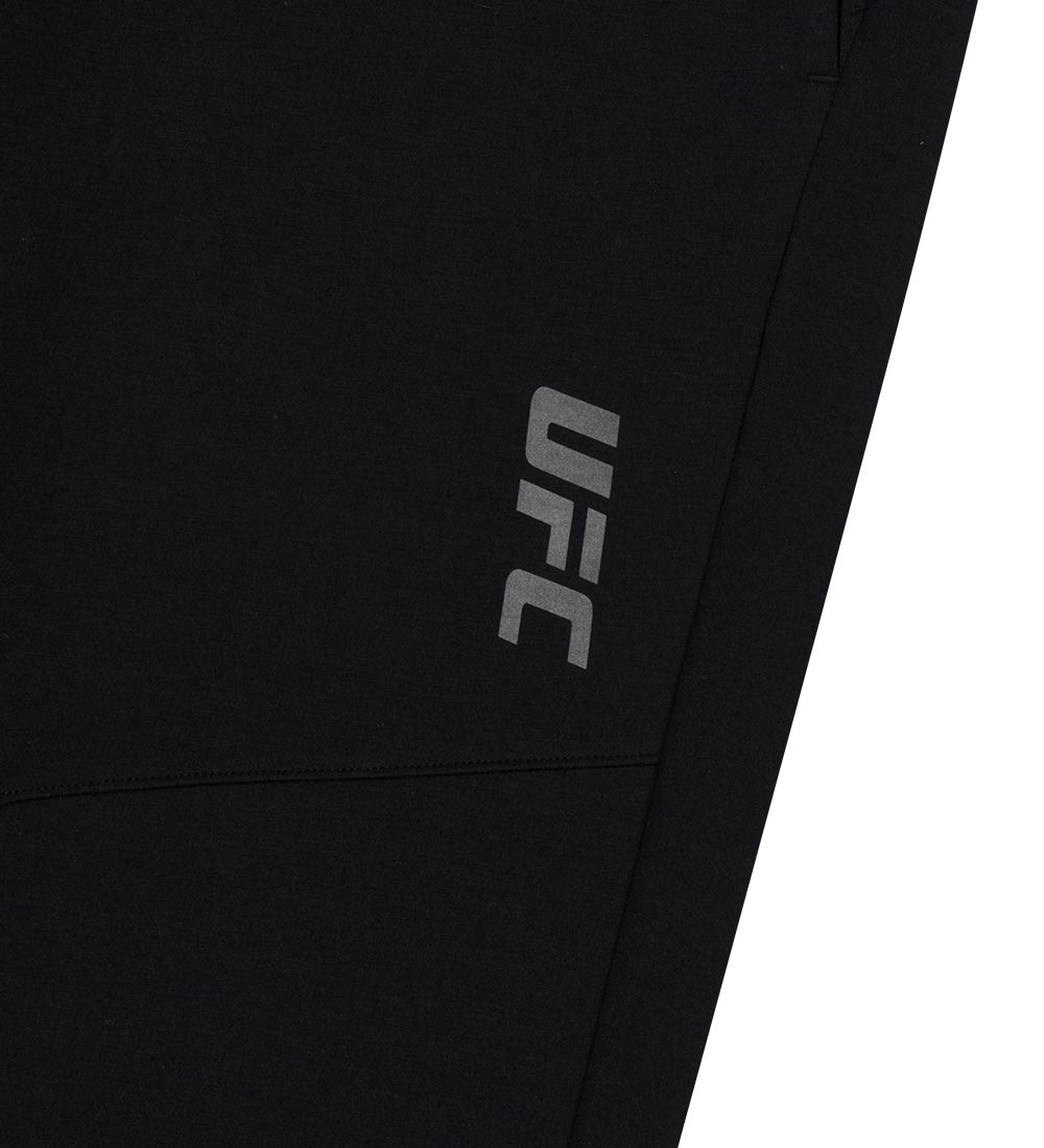 UFC Potent Slim-Fit Pants, Black