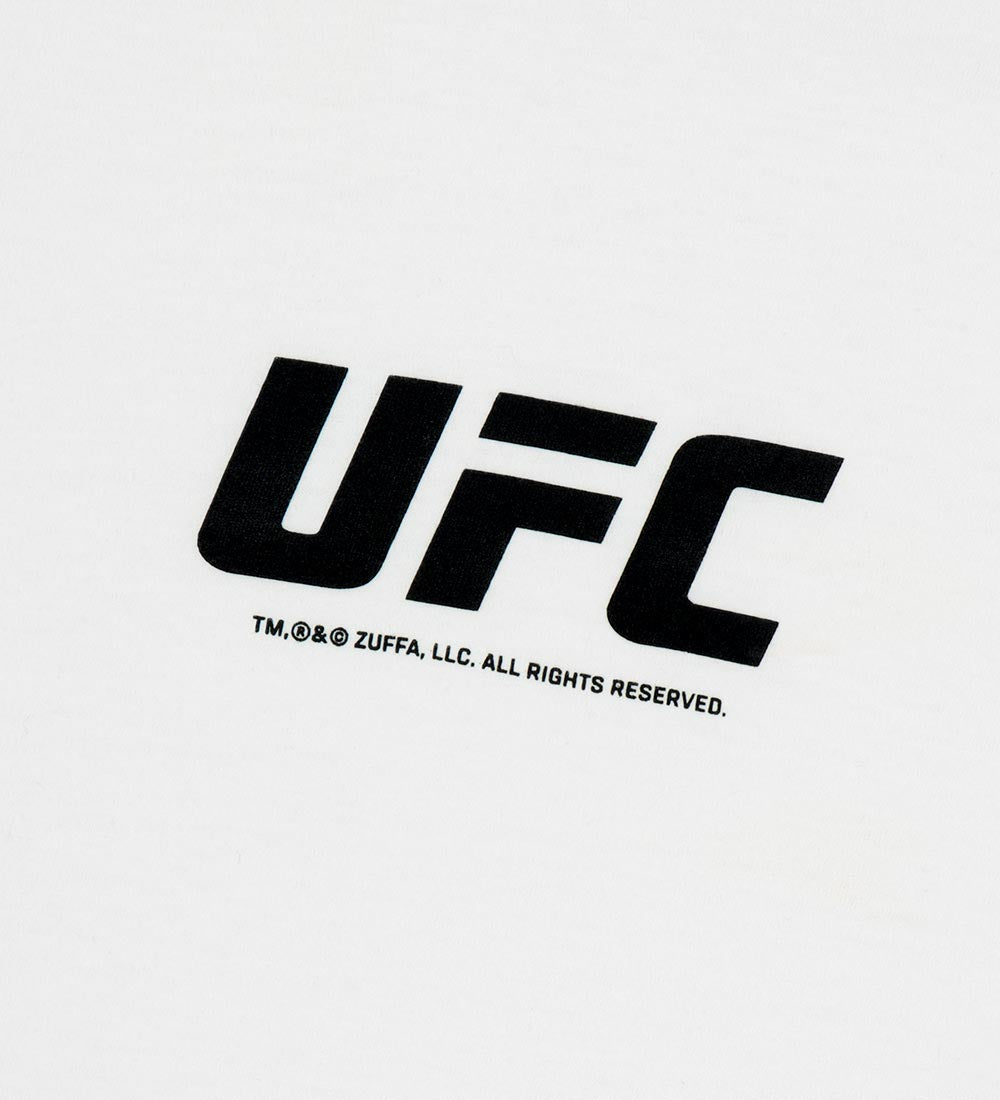تي شيرت UFC برايم بأكمام طويلة ومريح - أوف وايت