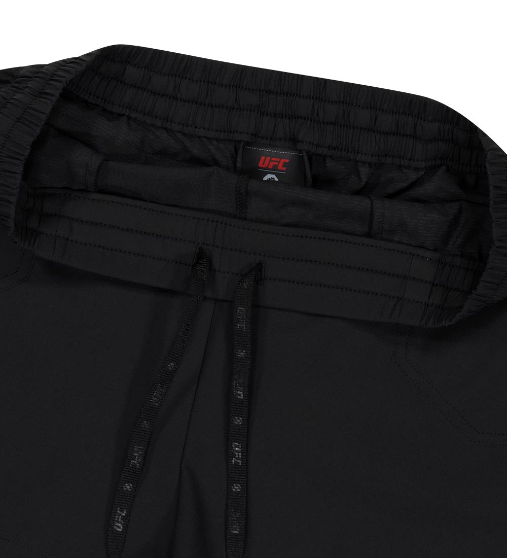 UFC Shadow Relaxed Fit Shorts, Black