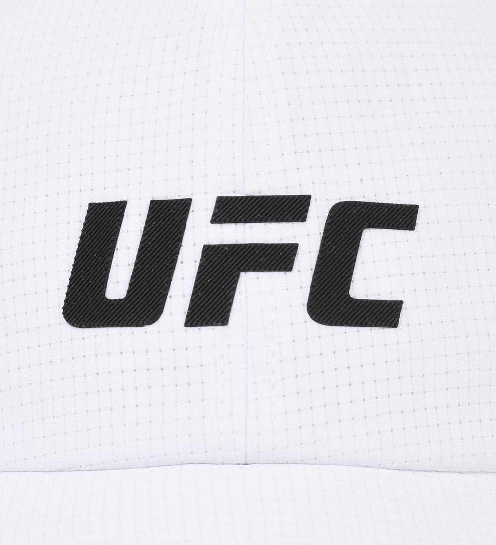 قبعة بيسبول UFC Mesh+، أبيض