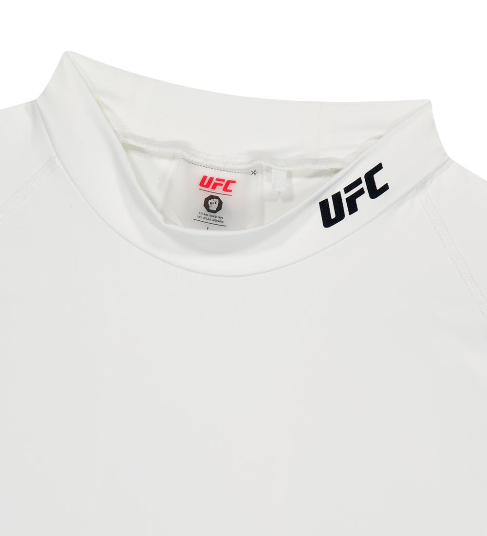 UFC Rush Muscle Fit Short-Sleeve T-Shirt Off-White