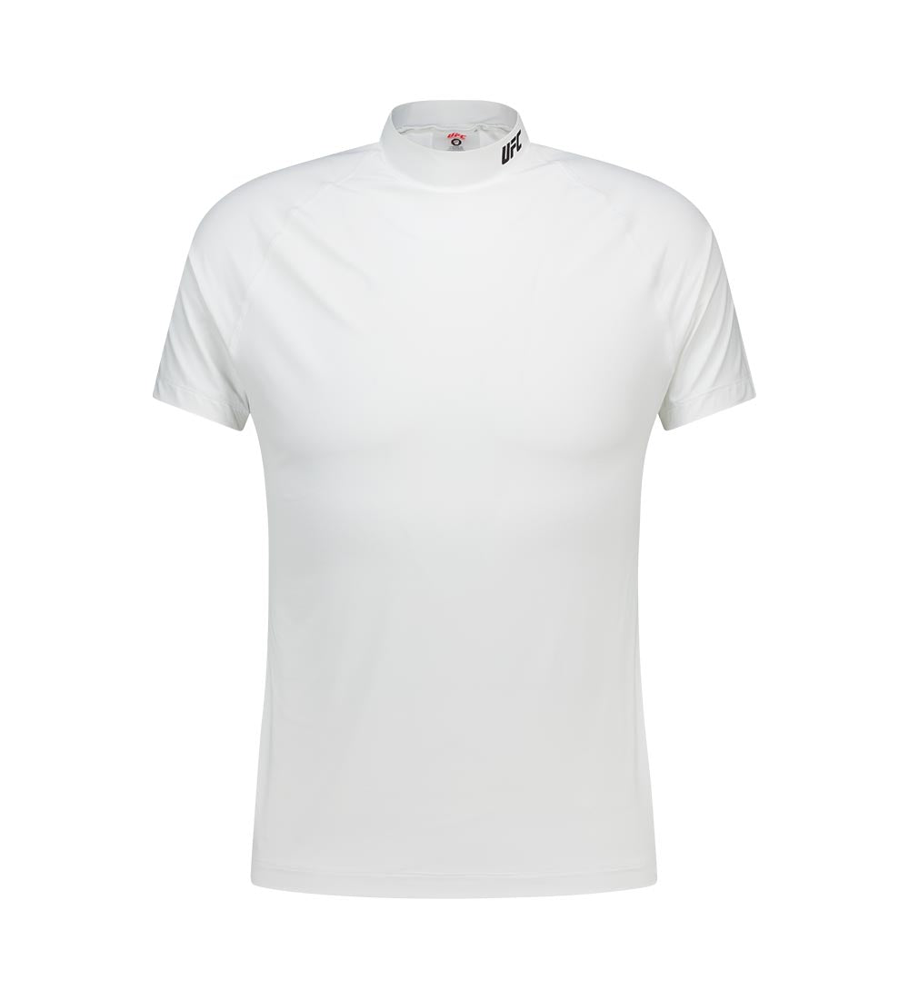 UFC Rush Muscle Fit Short-Sleeve T-Shirt Off-White