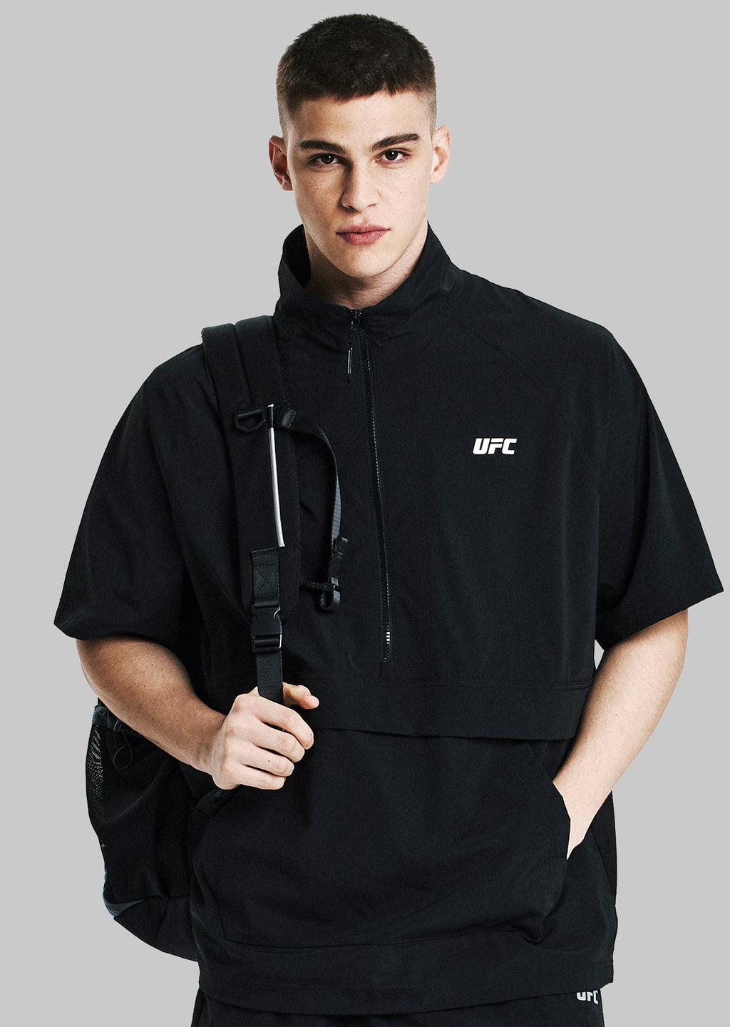 UFC Basic Short-Sleeved Anorak Jacket, Relaxed Fit, Black