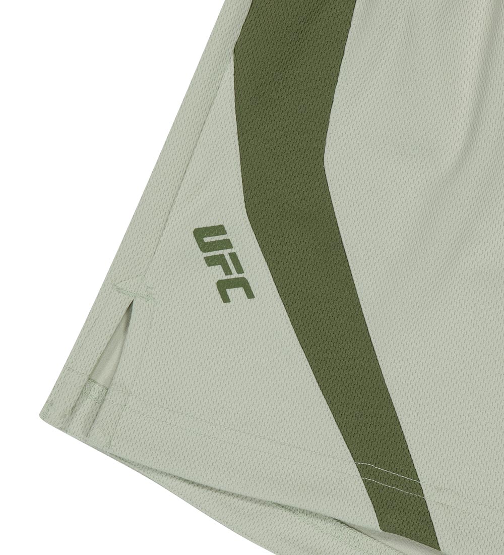 UFC Keep Going Relaxed Fit Shorts, Light Olive
