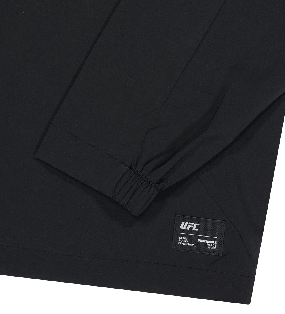 تيشيرت بقصة فضفاضة وأكمام طويلة بشعار UFC، لون أسود