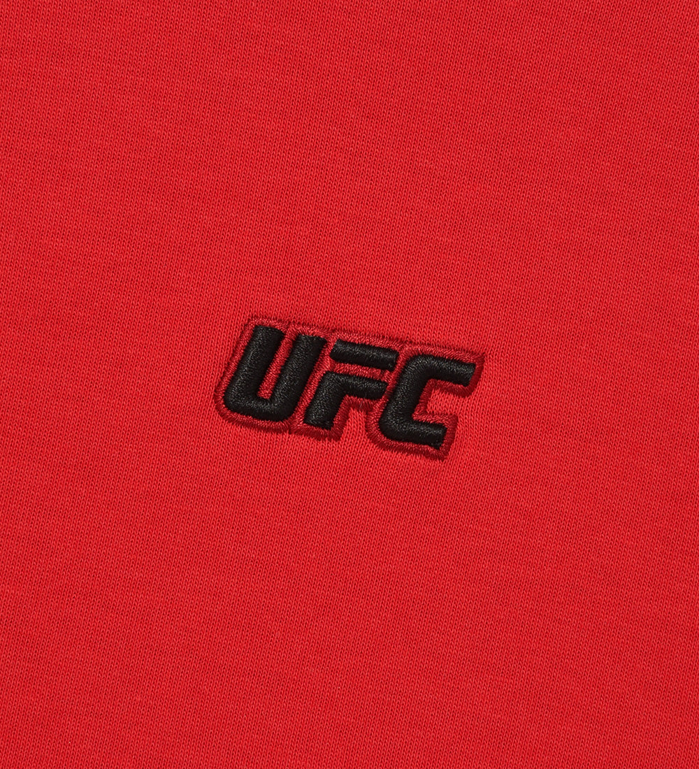 سويتشيرت بأكمام طويلة بقصة مريحة وشعار UFC Blaze، أحمر