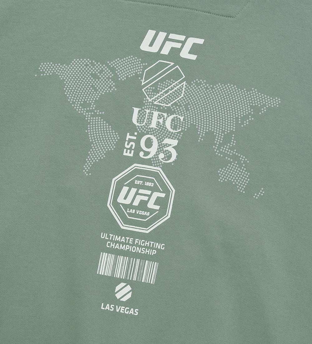 هودي UFC بقصة مريحة، زيتي