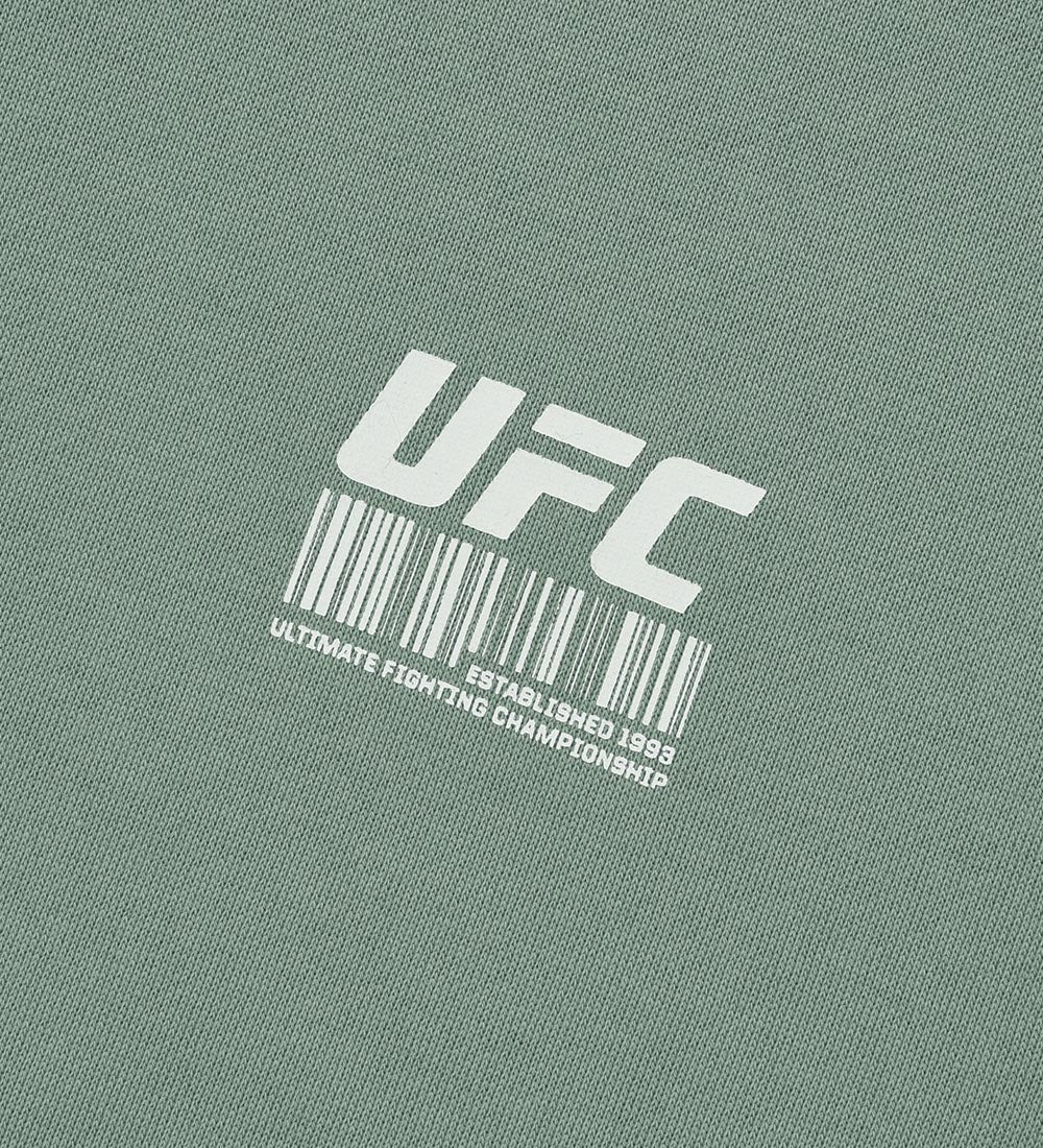هودي UFC بقصة مريحة، زيتي