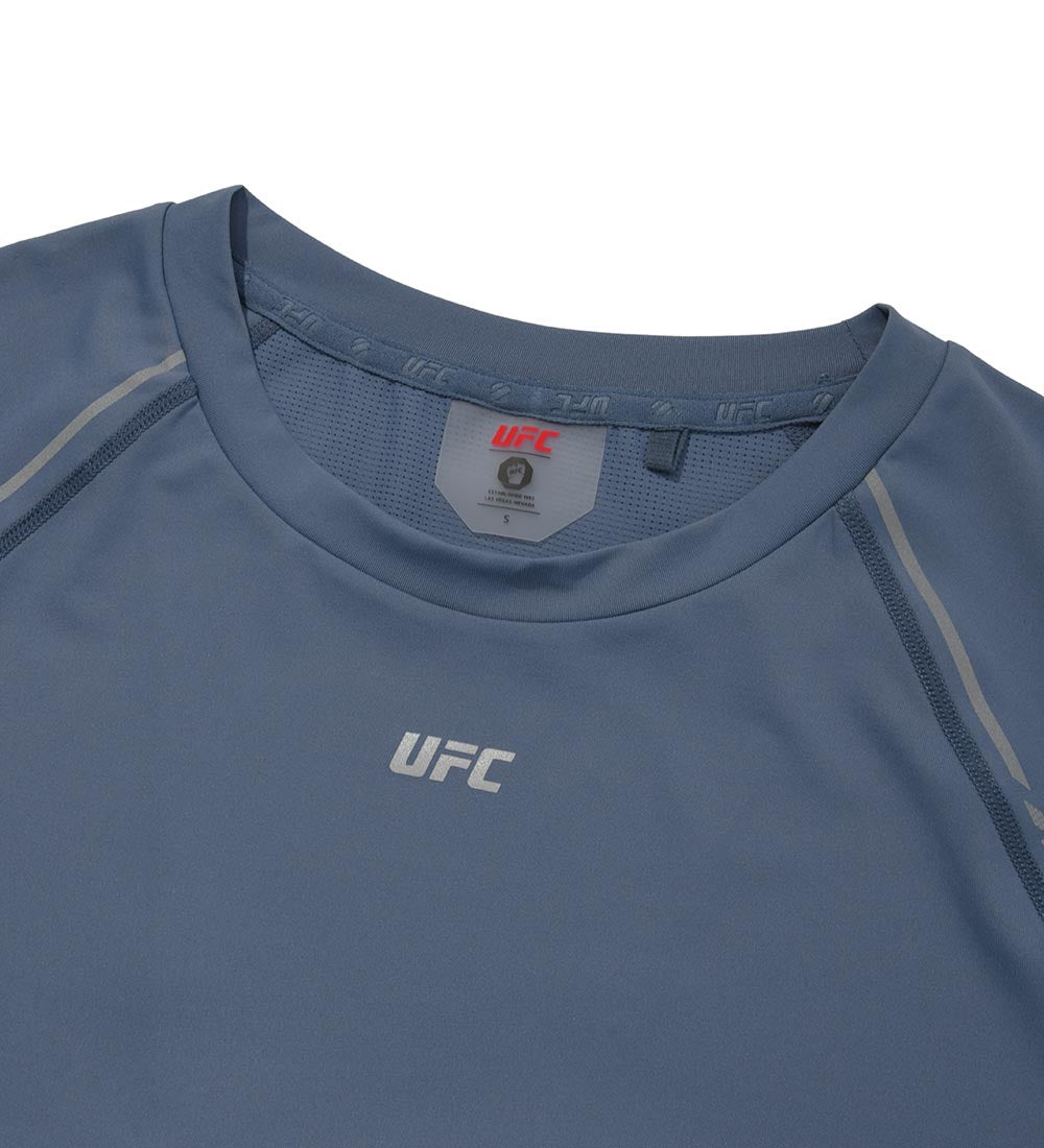 UFC Groove Regular Fit Short-Sleeve T-Shirt, Dart Blue